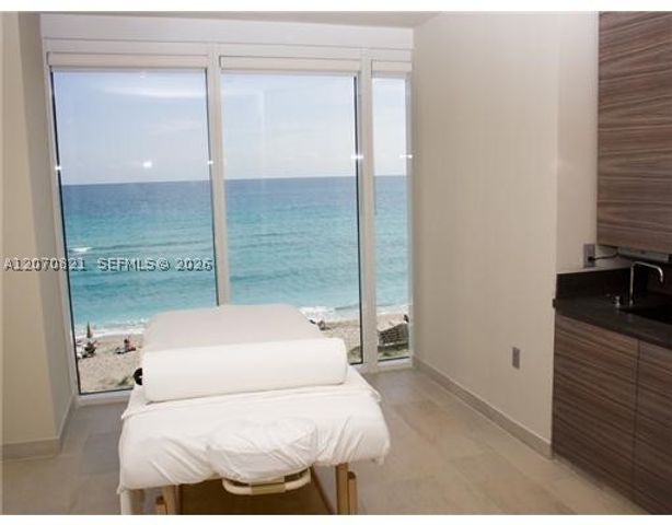 1800 S Ocean Dr 1406, Hallandale Beach, FL 33009