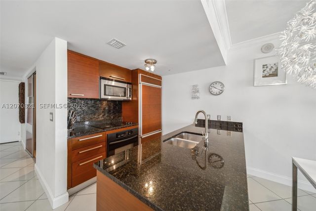 1800 S Ocean Dr 1406, Hallandale Beach, FL 33009