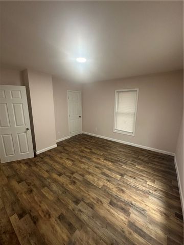 255 Lyon Street, Elmira, NY 14901