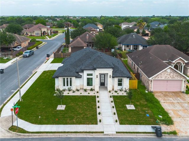 1416 N Rockport Street, Alton, TX 78573