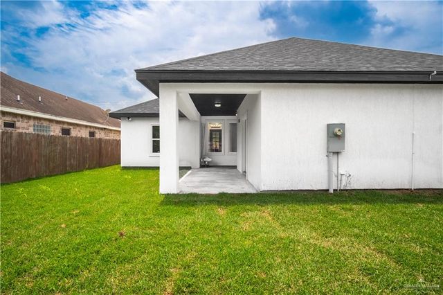 1416 N Rockport Street, Alton, TX 78573