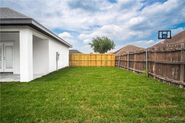 1416 N Rockport Street, Alton, TX 78573
