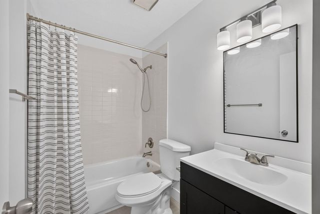 3404 Gardens E Drive 21B, Palm Beach Gardens, FL 33410