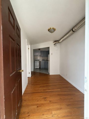 5831 136th Street, Flushing, NY 11355