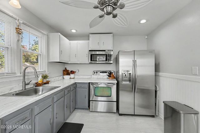 148 Tiller Avenue, Manahawkin, NJ 08050