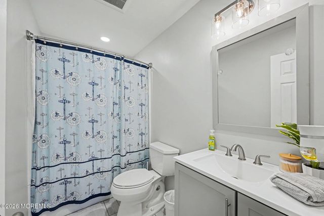 148 Tiller Avenue, Manahawkin, NJ 08050