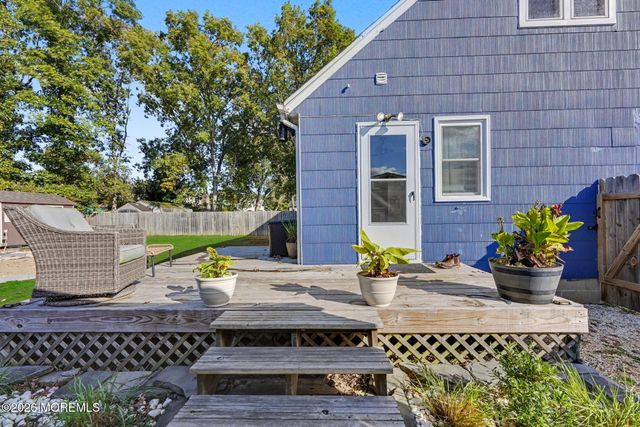 148 Tiller Avenue, Manahawkin, NJ 08050