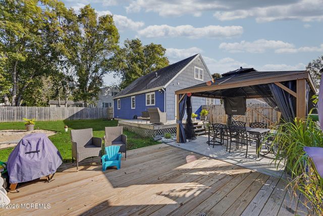 148 Tiller Avenue, Manahawkin, NJ 08050