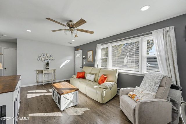 148 Tiller Avenue, Manahawkin, NJ 08050