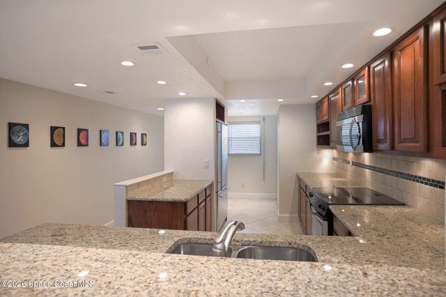 850 N Atlantic Avenue D504, Cocoa Beach, FL 32931