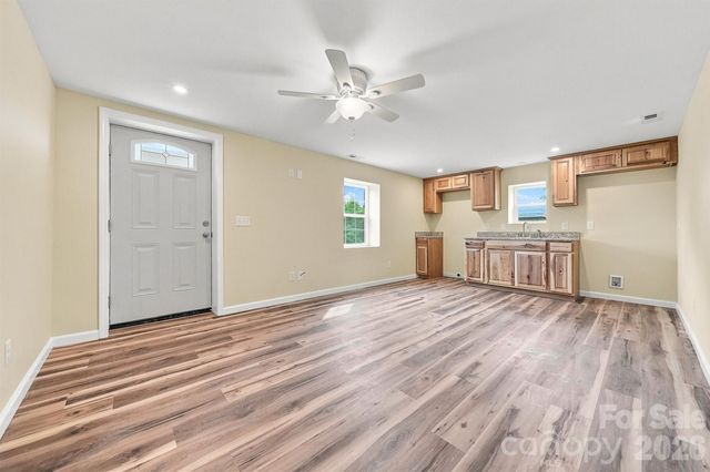 109 Countryside Drive SE, Lenoir, NC 28645