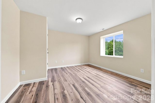109 Countryside Drive SE, Lenoir, NC 28645