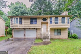 2218 Lowtrail Court, Lithonia, GA 30058