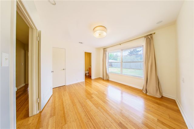 353 Bermuda Pl, Corpus Christi, TX 78411