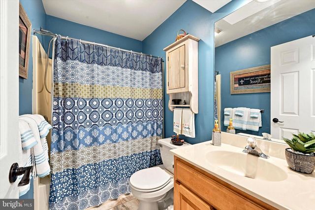 121 MEADOWVIEW DR, Gap, PA 17527