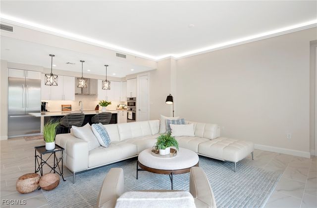 1115 Central AVE 252, Naples, FL 34102