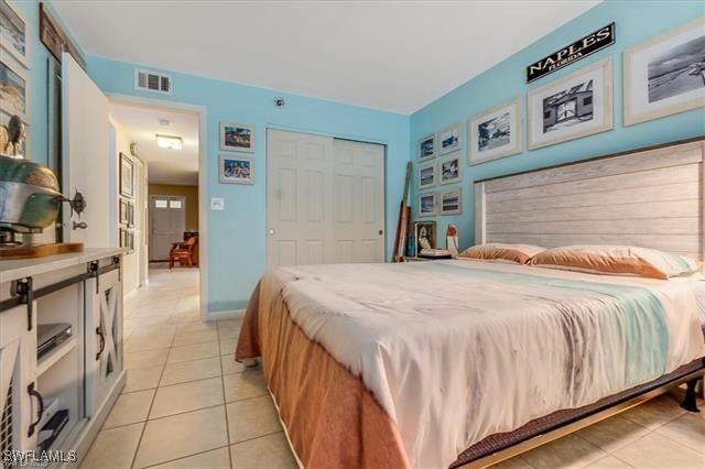 4290 Gulfstream DR 4, Naples, FL 34112