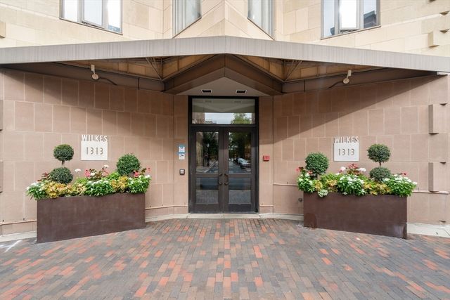 1313 Washington Street 310, Boston, MA 02118