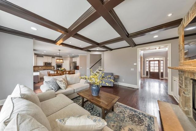 62 Applewood Lane, Acworth, GA 30101