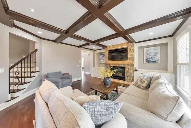 62 Applewood Lane, Acworth, GA 30101