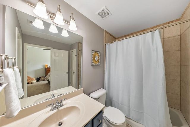 62 Applewood Lane, Acworth, GA 30101