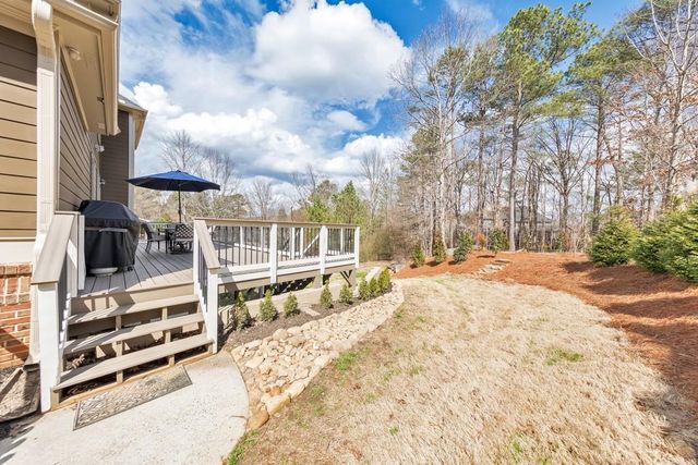 62 Applewood Lane, Acworth, GA 30101