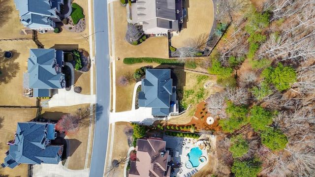 62 Applewood Lane, Acworth, GA 30101