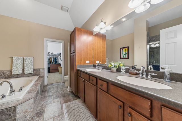 20565 N Westpark Place 6, Deer Park, IL 60010