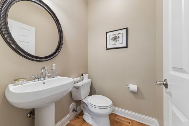 20565 N Westpark Place 6, Deer Park, IL 60010
