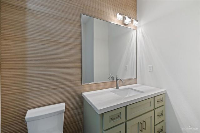 1214 N Lincoln Avenue, San Juan, TX 78589