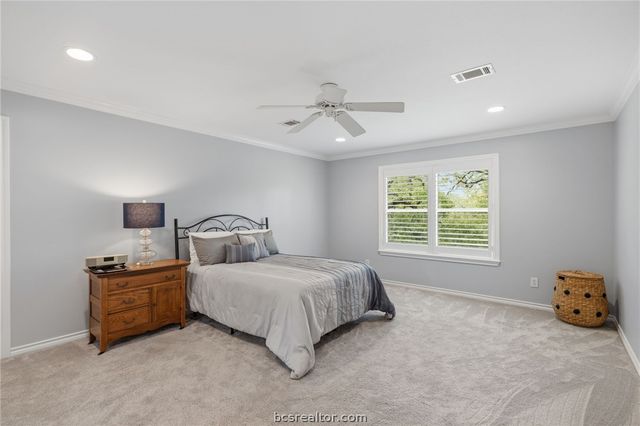 5817 Stallion Ridge, College Station, TX 77845