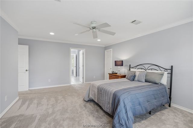 5817 Stallion Ridge, College Station, TX 77845