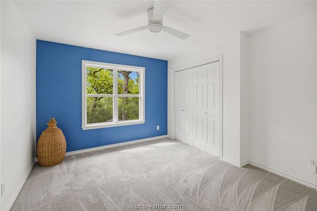 5817 Stallion Ridge, College Station, TX 77845