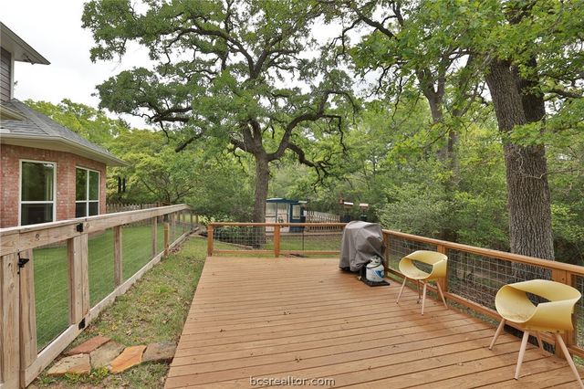 5817 Stallion Ridge, College Station, TX 77845