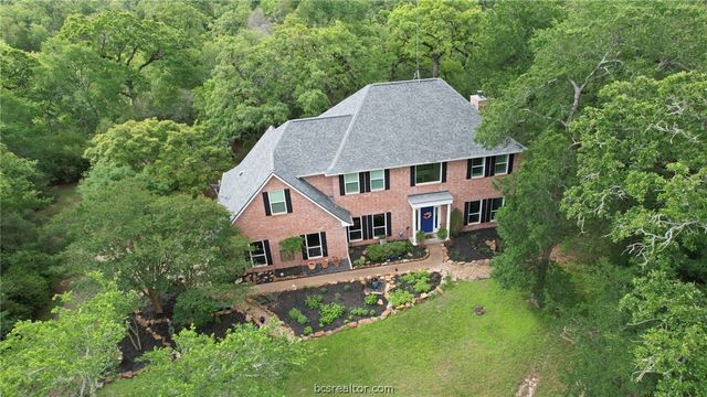 5817 Stallion Ridge, College Station, TX 77845