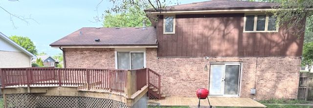 10158 S 87th Court, Palos Hills, IL 60465