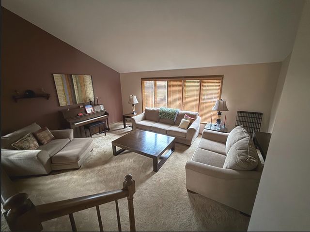 10158 S 87th Court, Palos Hills, IL 60465