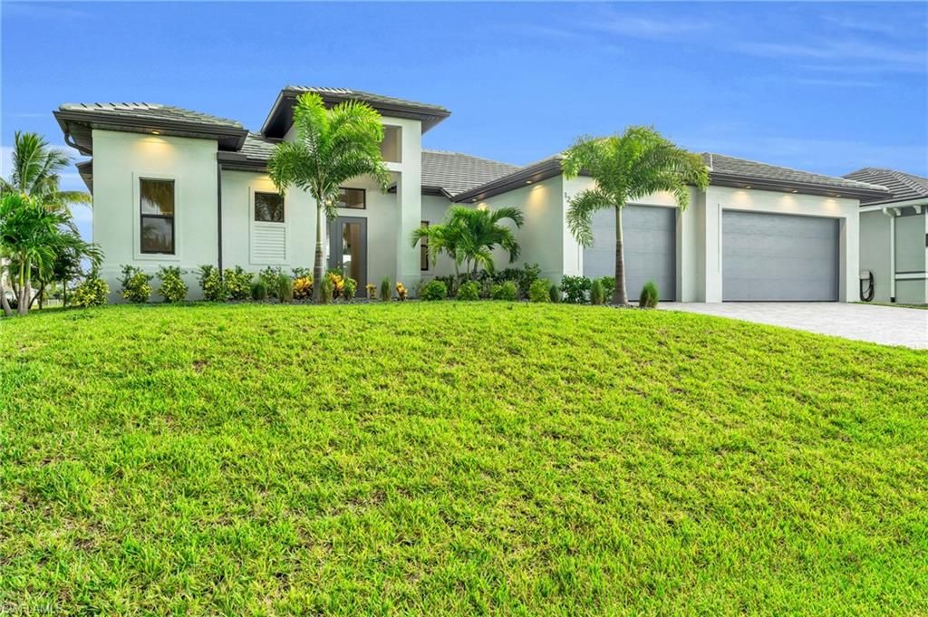 1236 NW 37th PL, Cape Coral, FL 33993