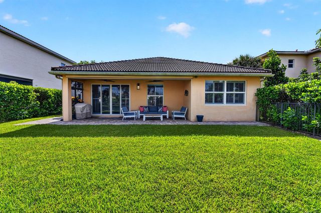 176 Andros Harbour Place, Jupiter, FL 33458