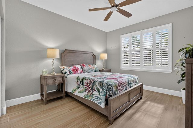176 Andros Harbour Place, Jupiter, FL 33458