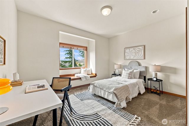 3265 Phillips Avenue, Enumclaw, WA 98022