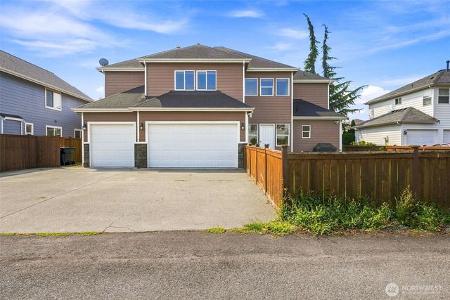3265 Phillips Avenue, Enumclaw, WA 98022