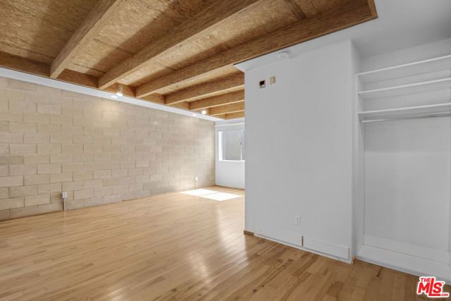 717 N Highland Avenue 16, Los Angeles, CA 90038