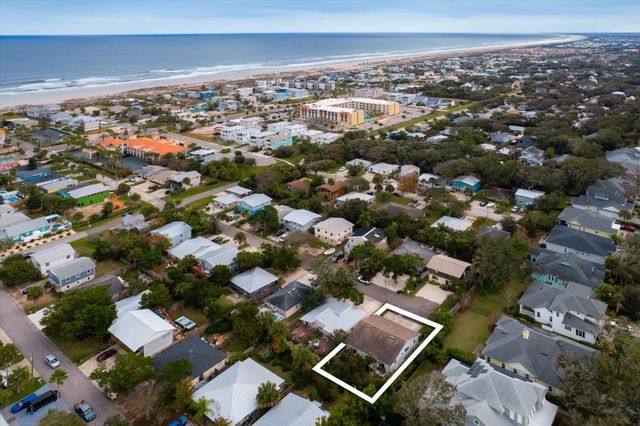 216 9Th St, St Augustine, FL 32080