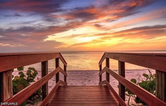 1686 Blue Point AVE B7, Naples, FL 34102