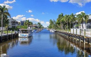 1686 Blue Point AVE B7, Naples, FL 34102
