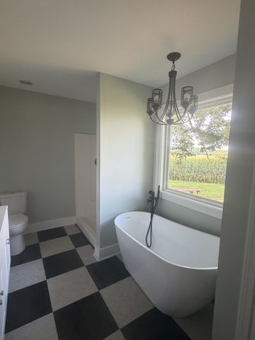 231 JJ Ln, Hillsboro, TN 37342