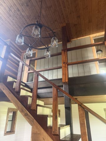 231 JJ Ln, Hillsboro, TN 37342