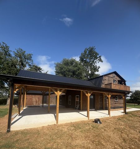 231 JJ Ln, Hillsboro, TN 37342