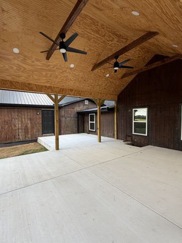 231 JJ Ln, Hillsboro, TN 37342